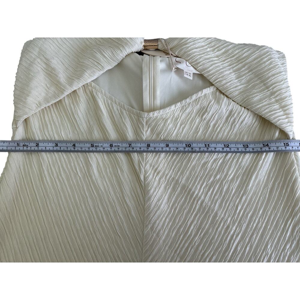 Sun white cut-out maxi dress with gold-tone hardware details on the straps - Picture 10 of 11